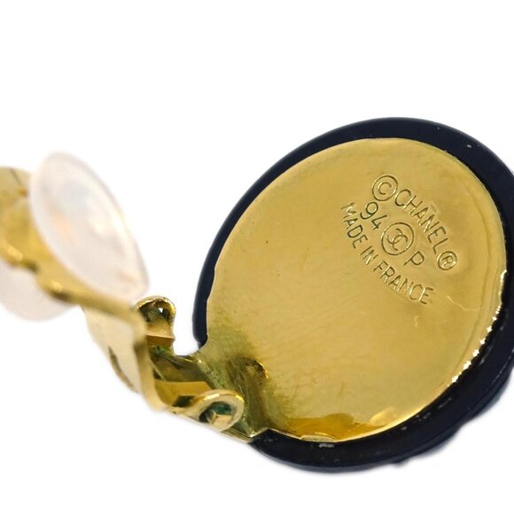 Chanel Black Button Earrings Clip-On - Picture 4 of 4